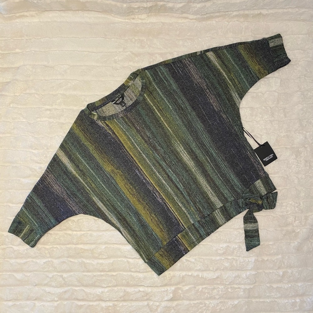 NWT Simply Vera VeraWang Top